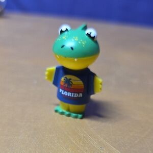 Ryan's World Road Trip Micro Figure - 1.75" Florida Gus Loose